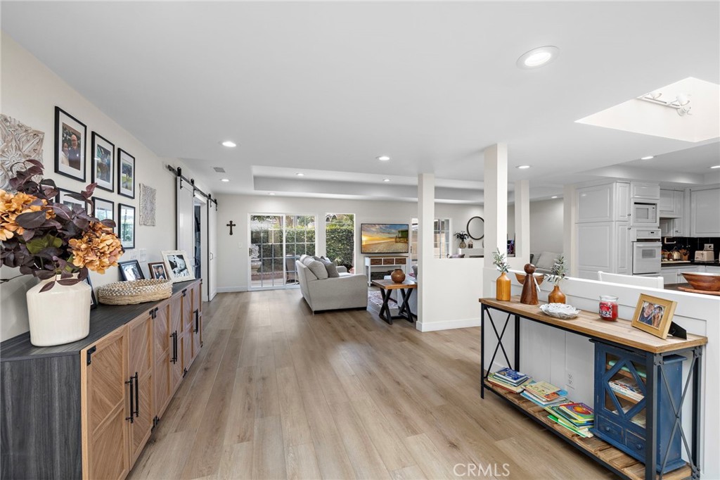 2435 Marseilles Way