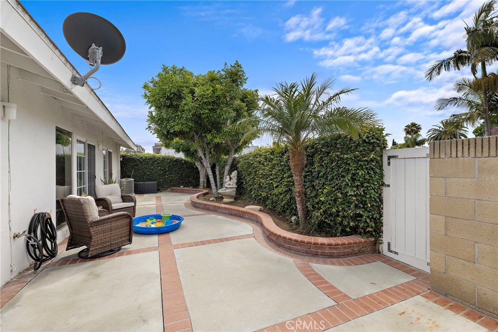 2435 Marseilles Way