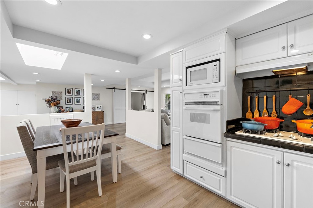 2435 Marseilles Way