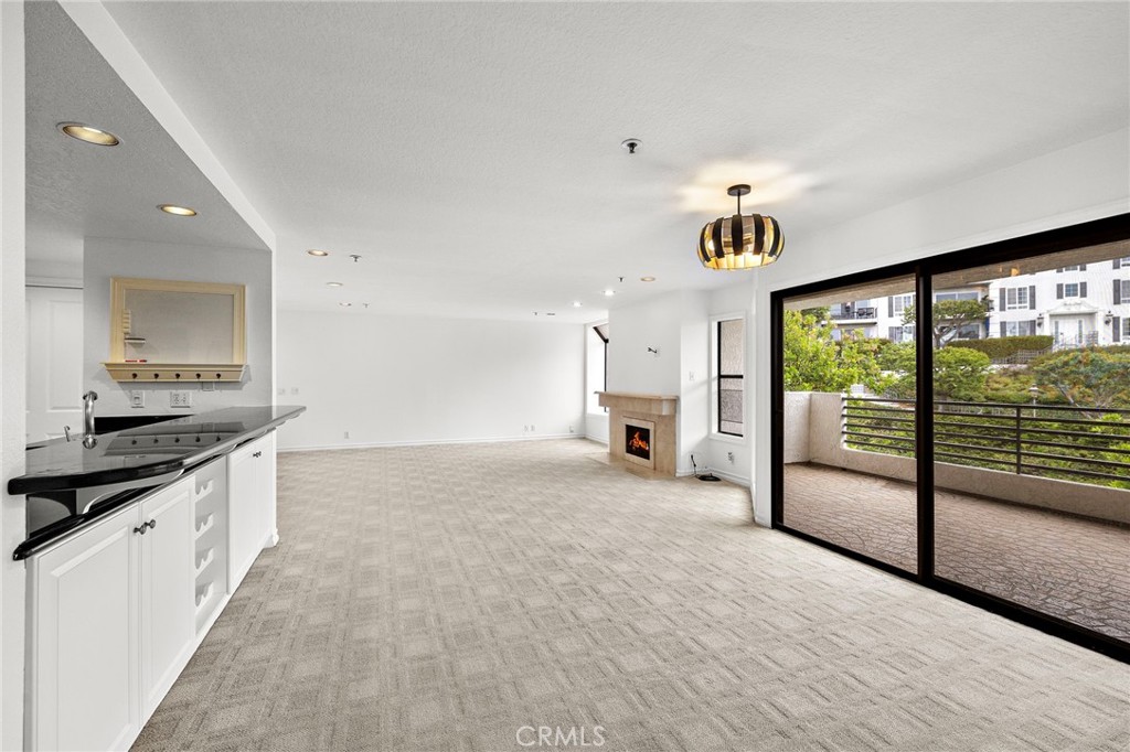 950 Cagney Lane 201