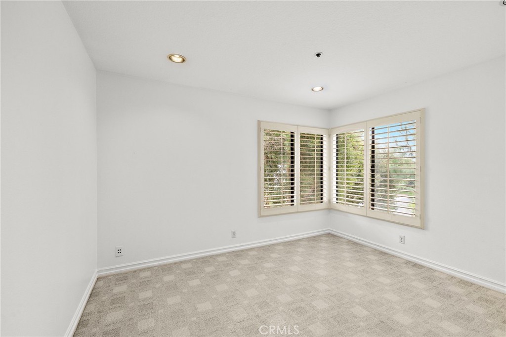 950 Cagney Lane 201