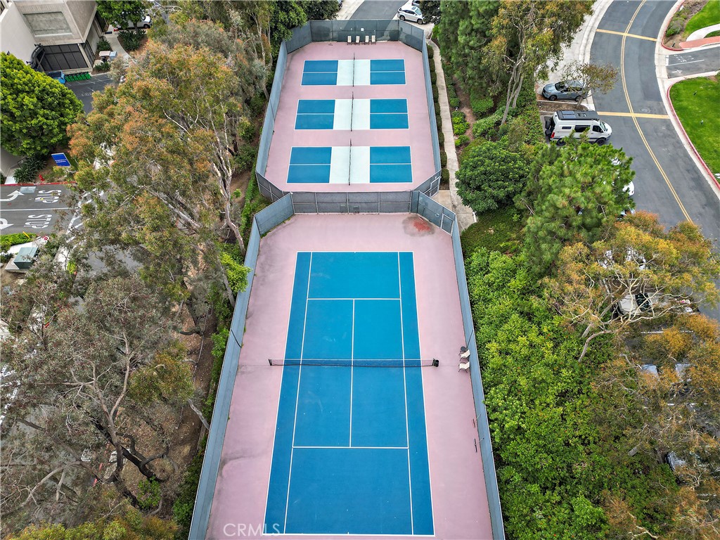 950 Cagney Lane 201