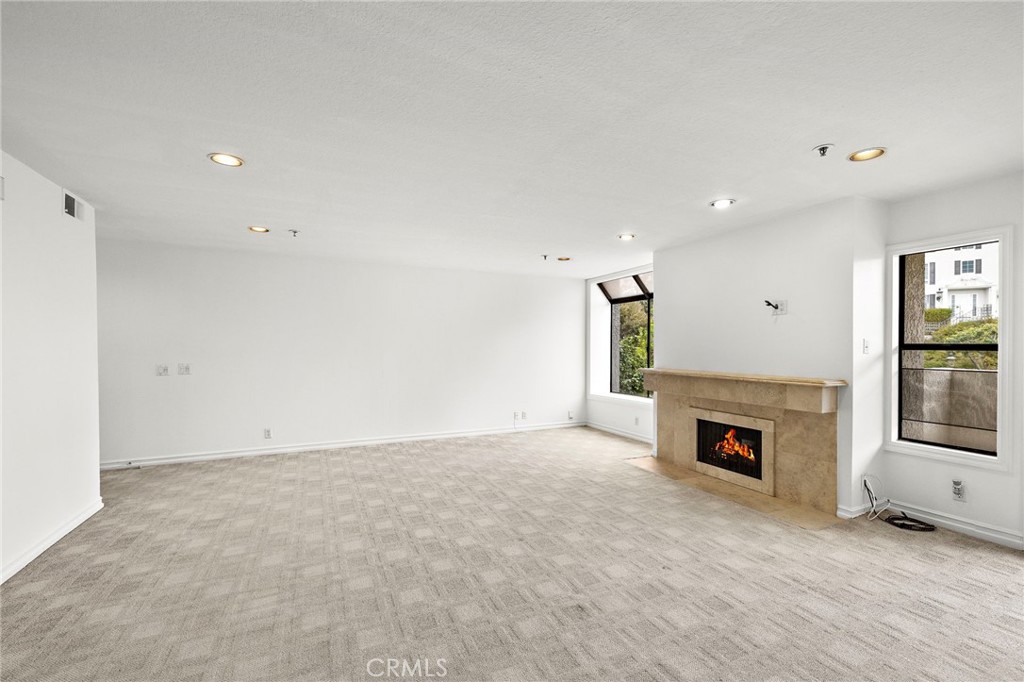 950 Cagney Lane 201