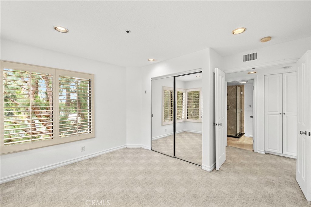 950 Cagney Lane 201