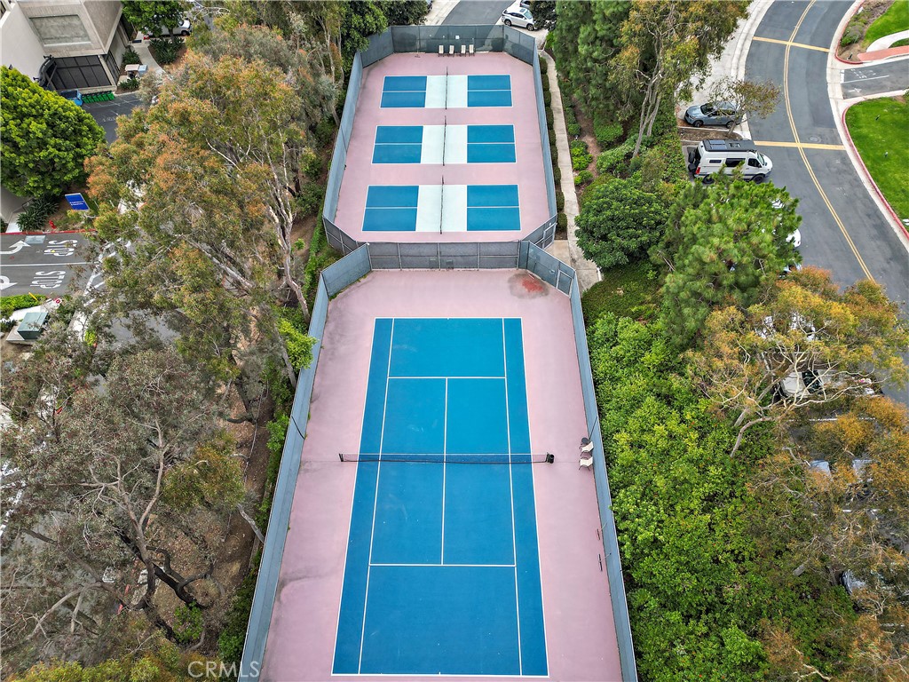 950 Cagney Lane 201