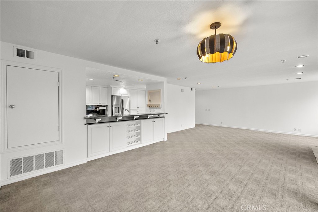 950 Cagney Lane 201