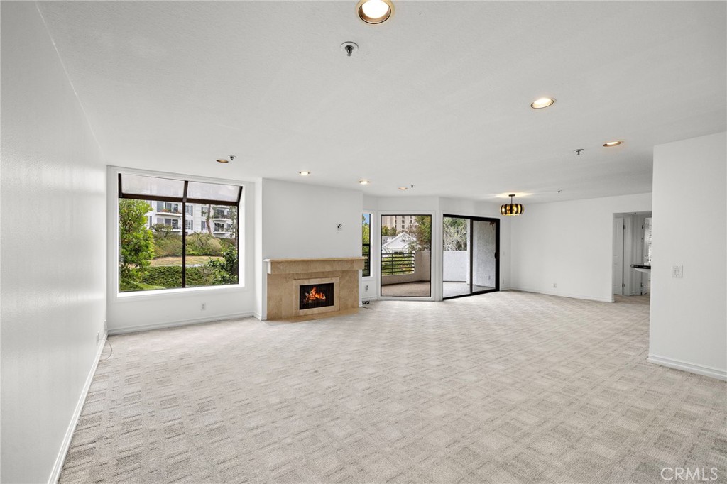950 Cagney Lane 201