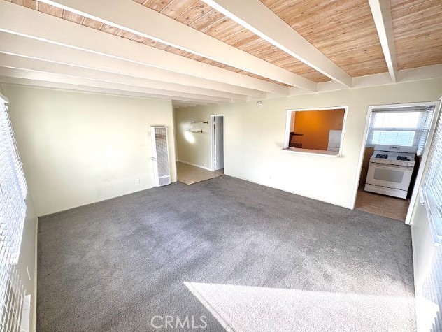 522 Clubhouse Avenue
