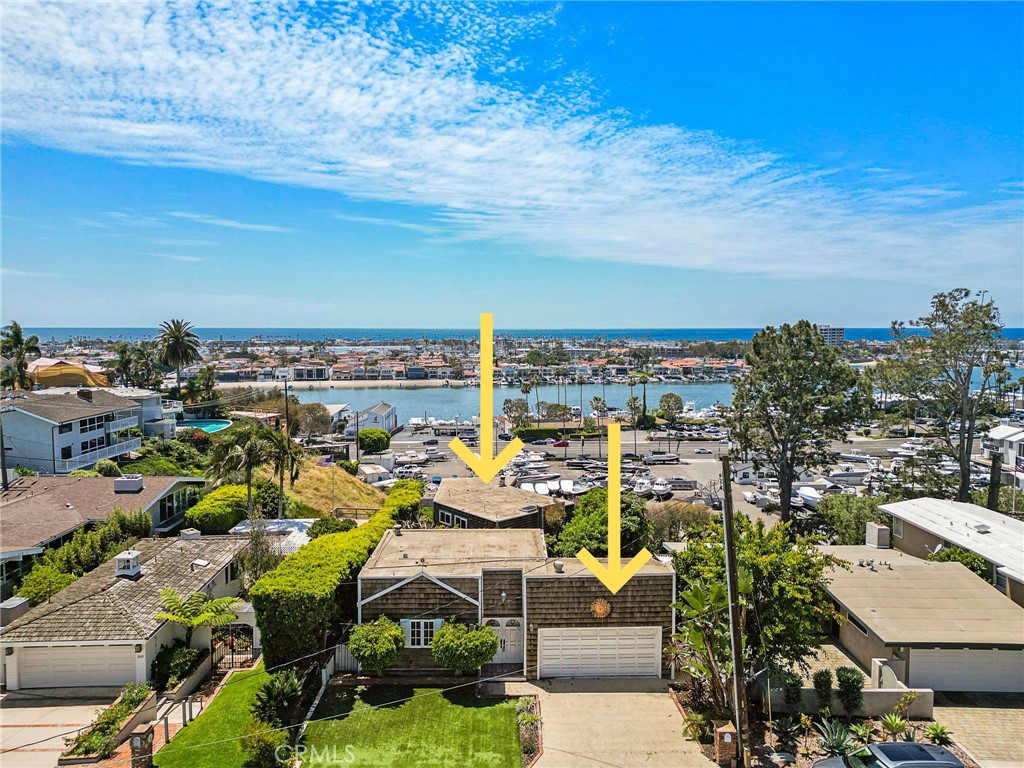 2209 Cliff Drive