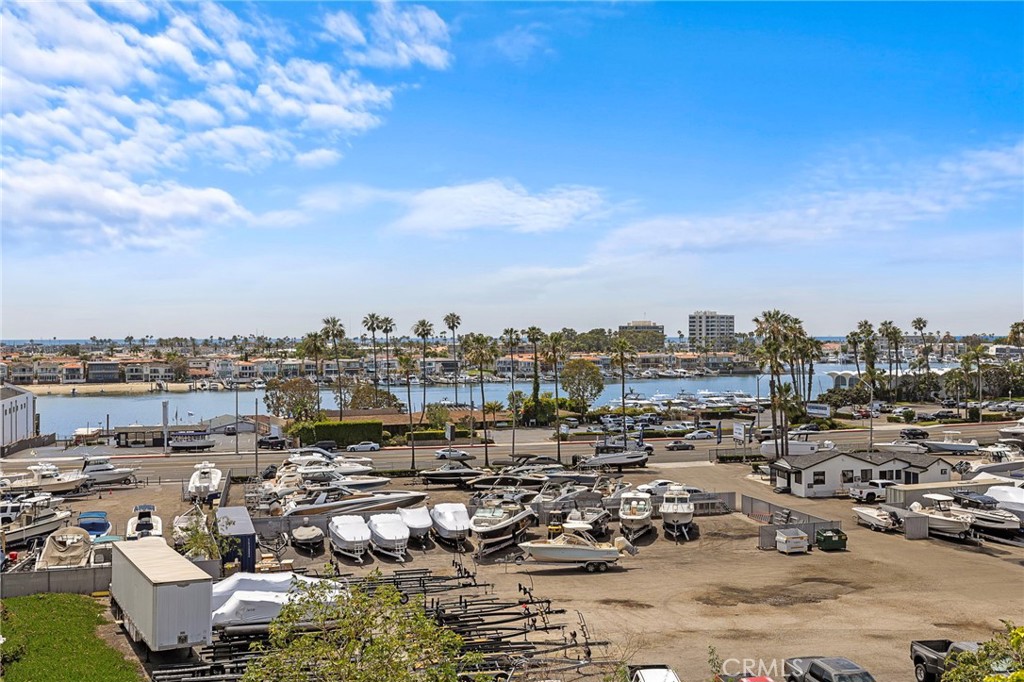 2209 Cliff Drive