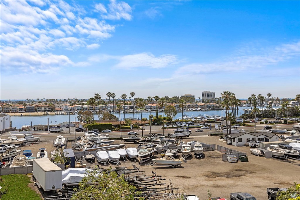 2209 Cliff Drive