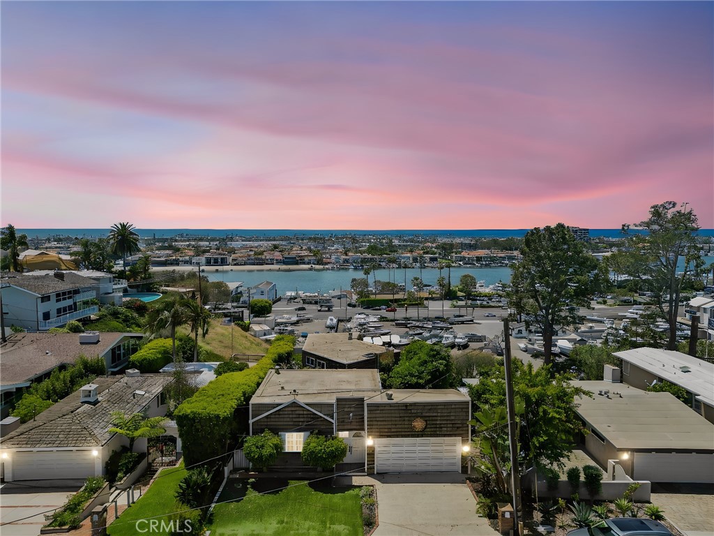 2209 Cliff Drive