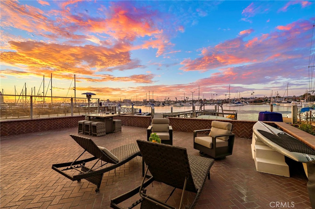 1444 W Bay Avenue