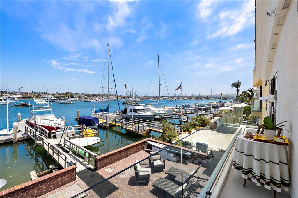 1444 W Bay Avenue