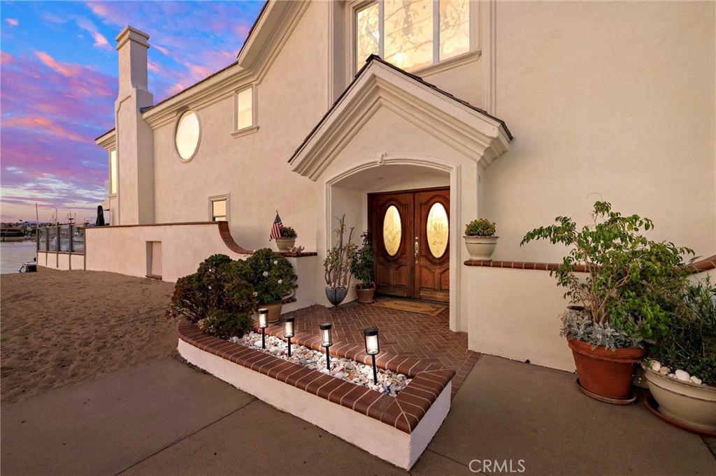 1444 W Bay Avenue