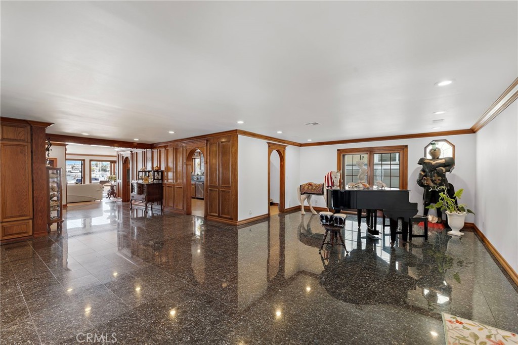 1444 W Bay Avenue