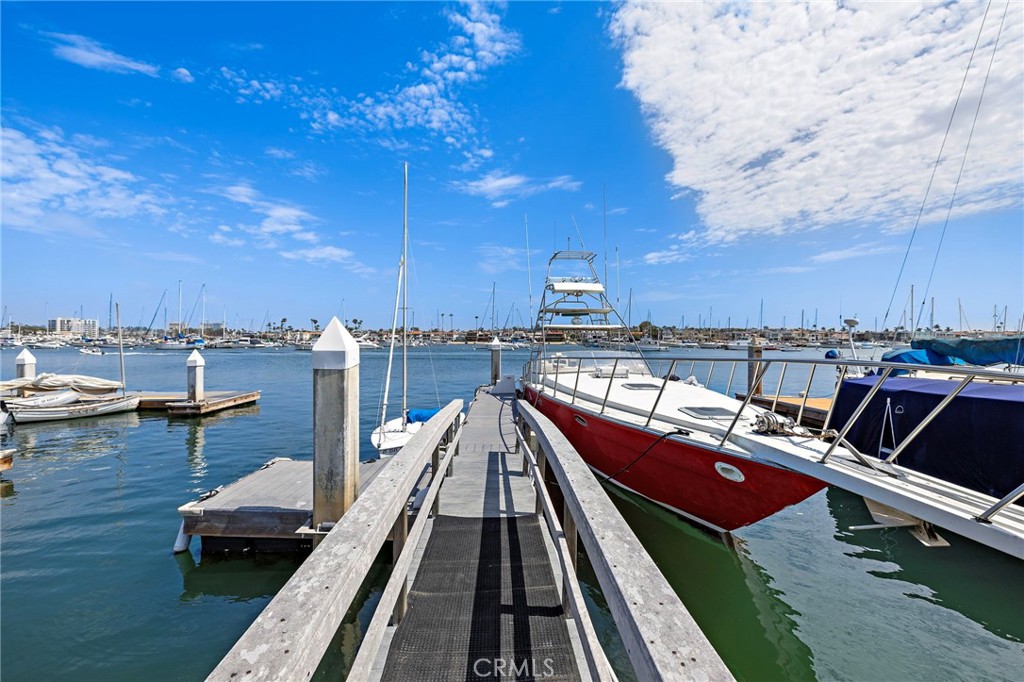 1444 W Bay Avenue
