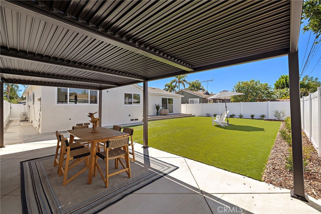 674 Senate Street