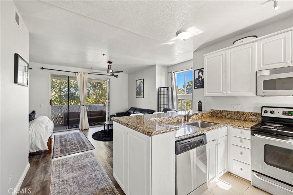 20331 Bluffside Circle A-211