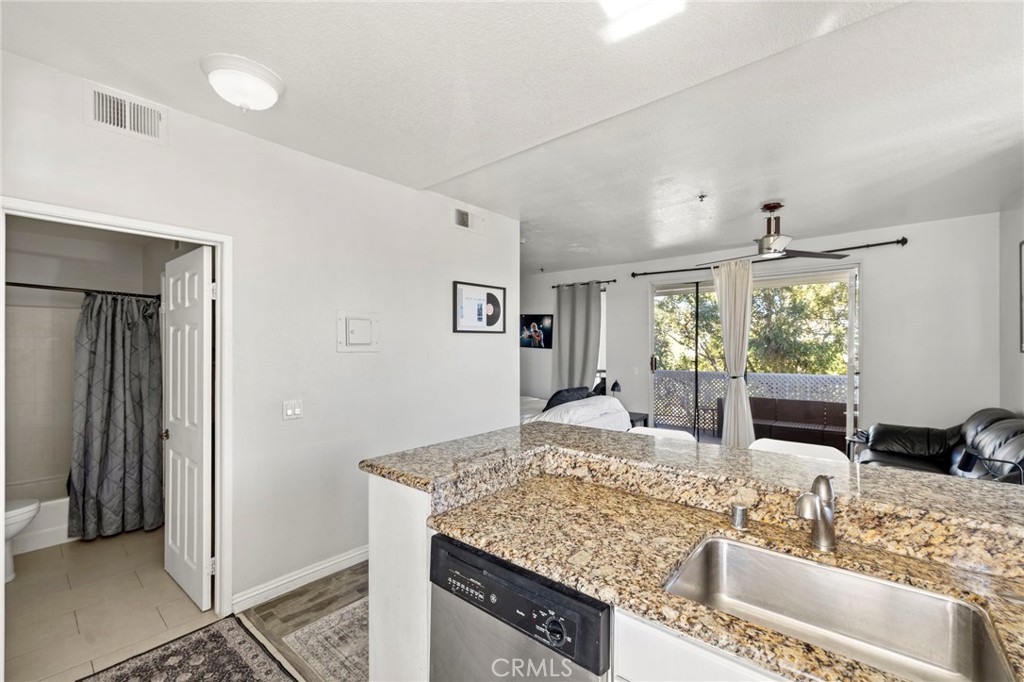 20331 Bluffside Circle A-211