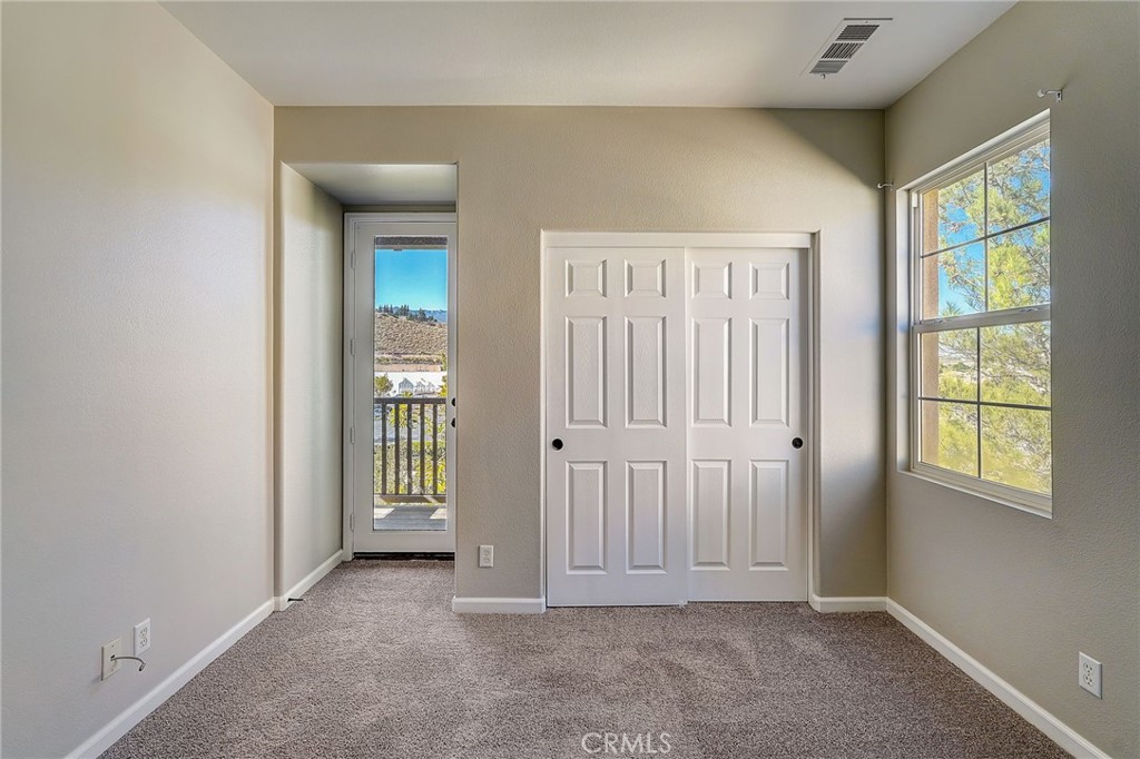 4452 Owens Street Unit: 106