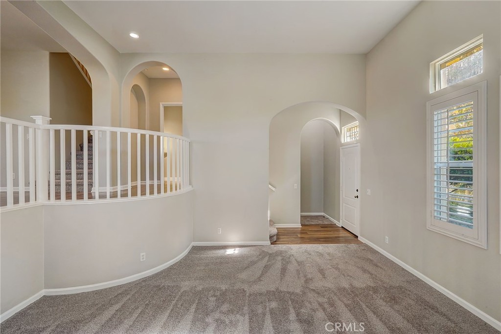 4452 Owens Street Unit: 106