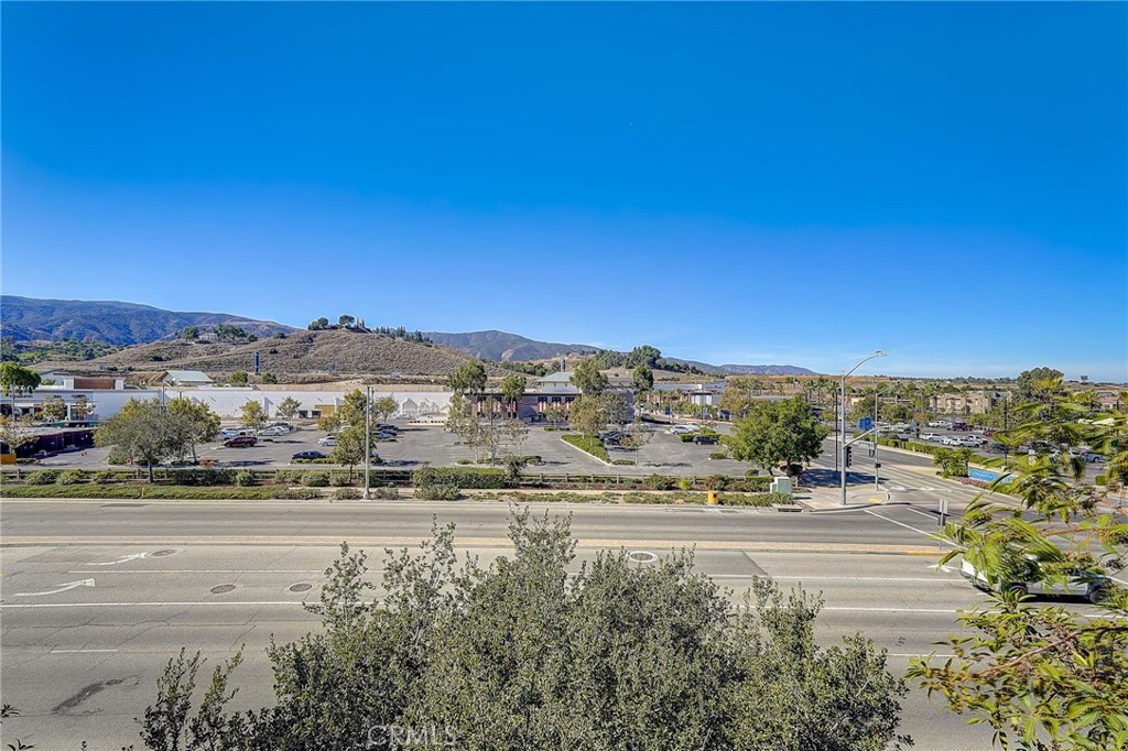 4452 Owens Street Unit: 106