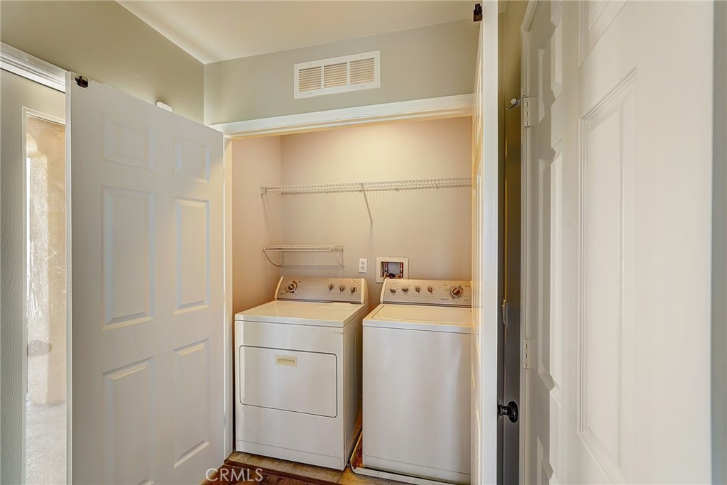 4452 Owens Street Unit: 106