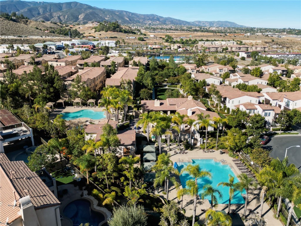 4452 Owens Street Unit: 106