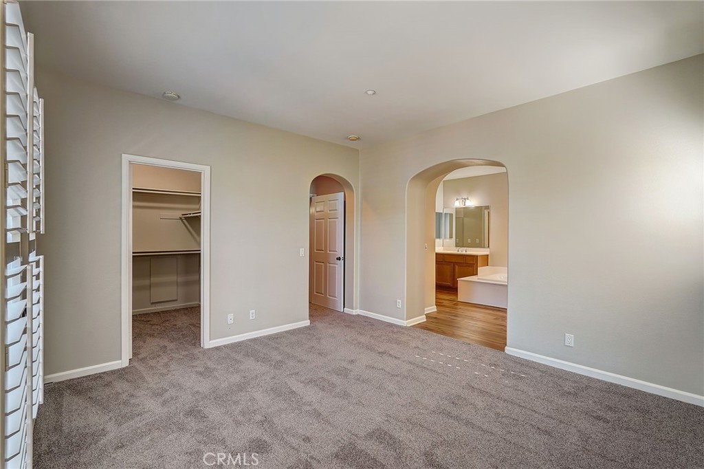 4452 Owens Street Unit: 106