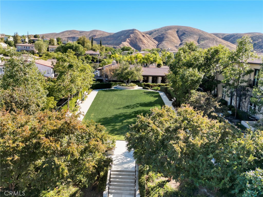 4452 Owens Street Unit: 106