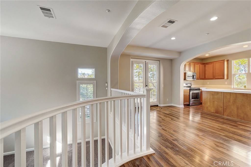 4452 Owens Street Unit: 106