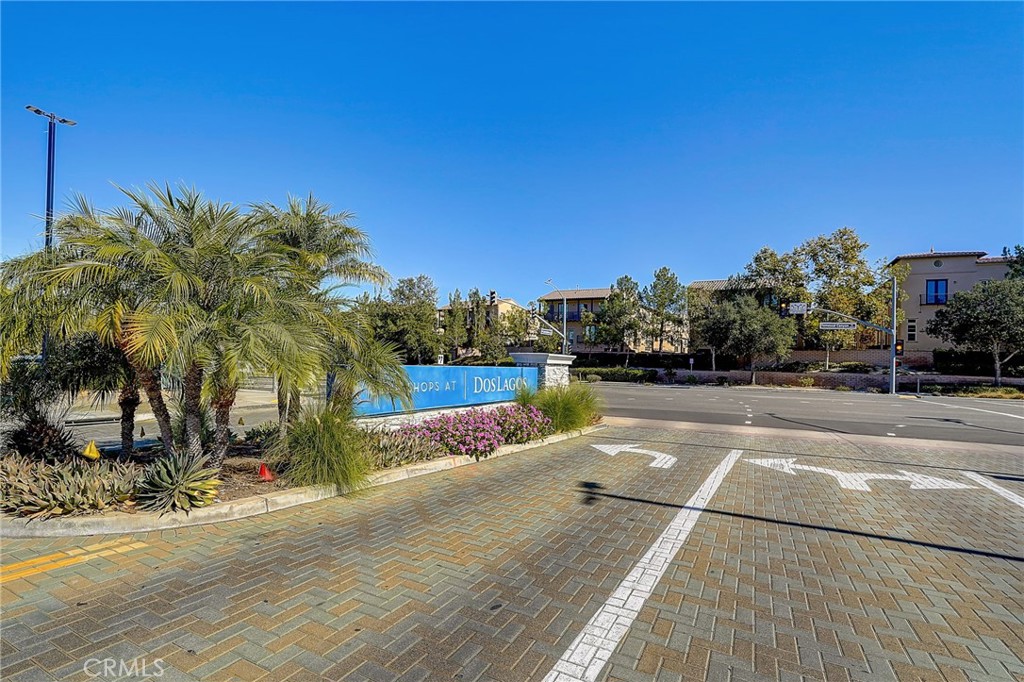 4452 Owens Street Unit: 106