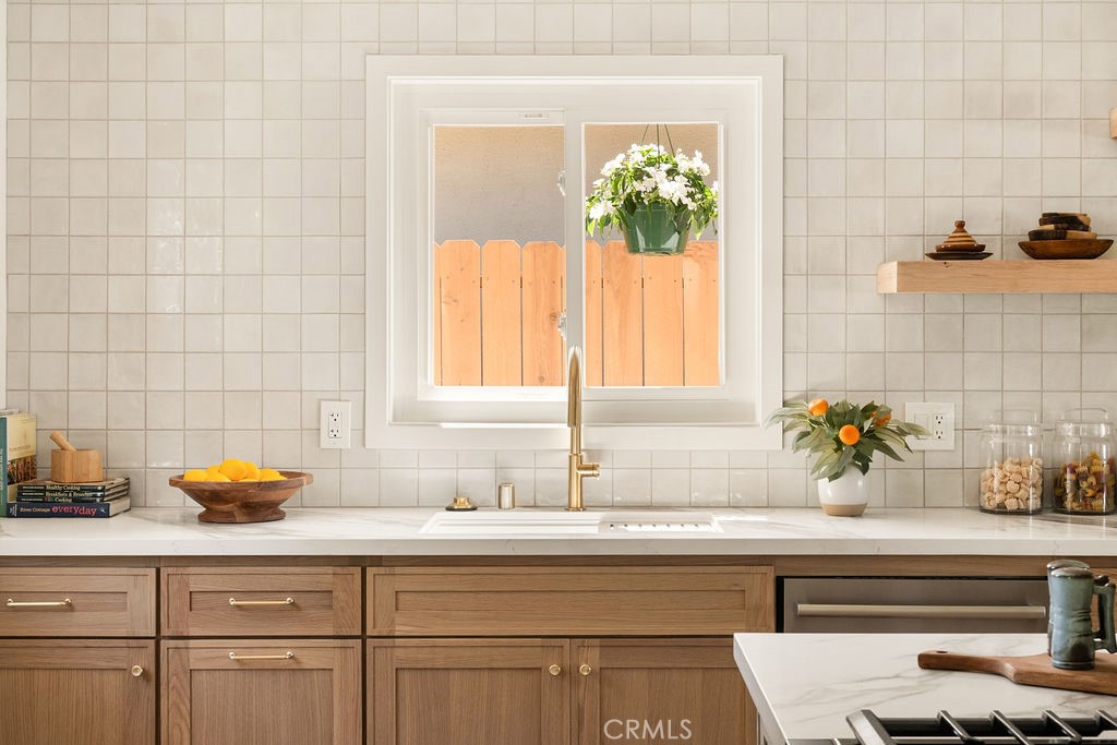 3254 Washington Avenue