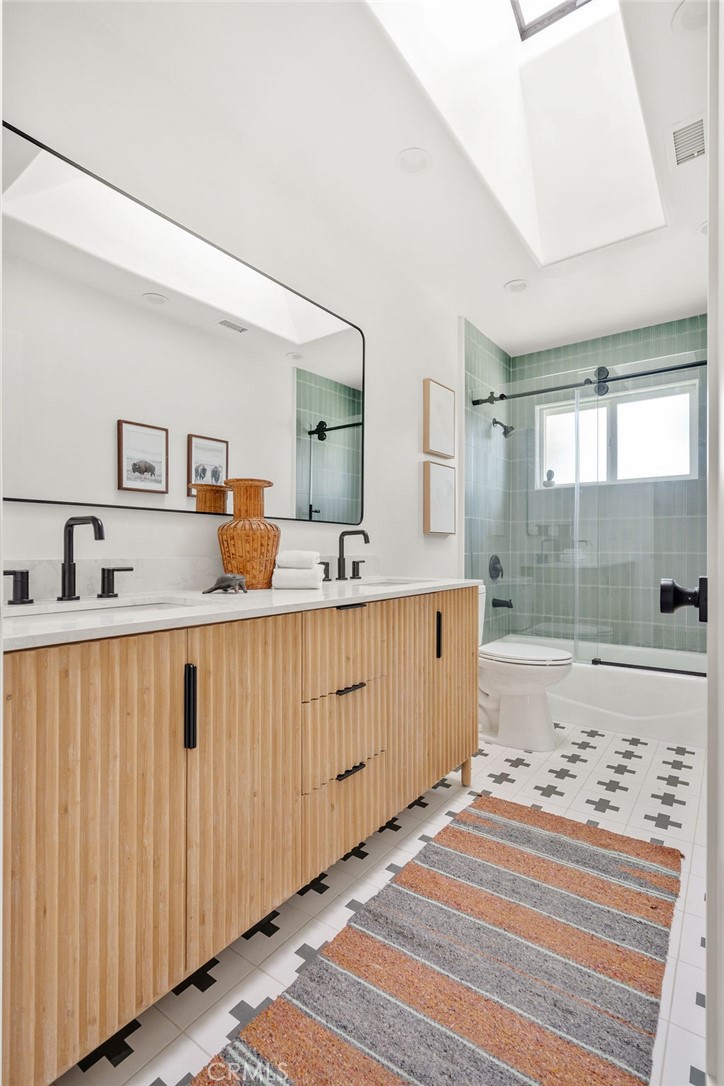 3254 Washington Avenue