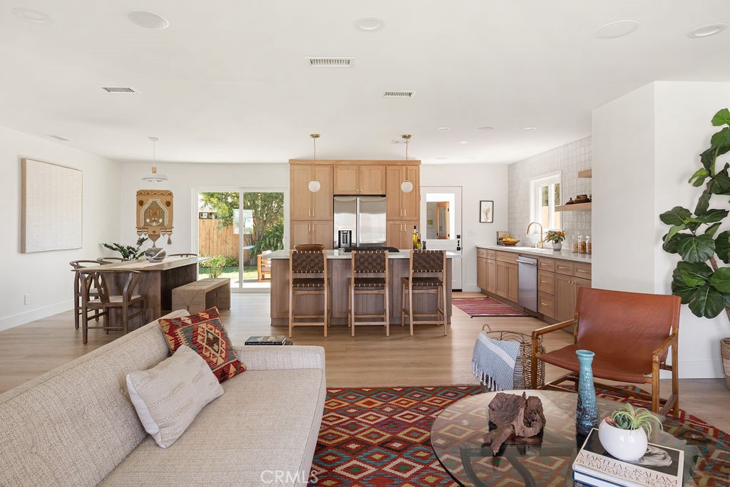 3254 Washington Avenue