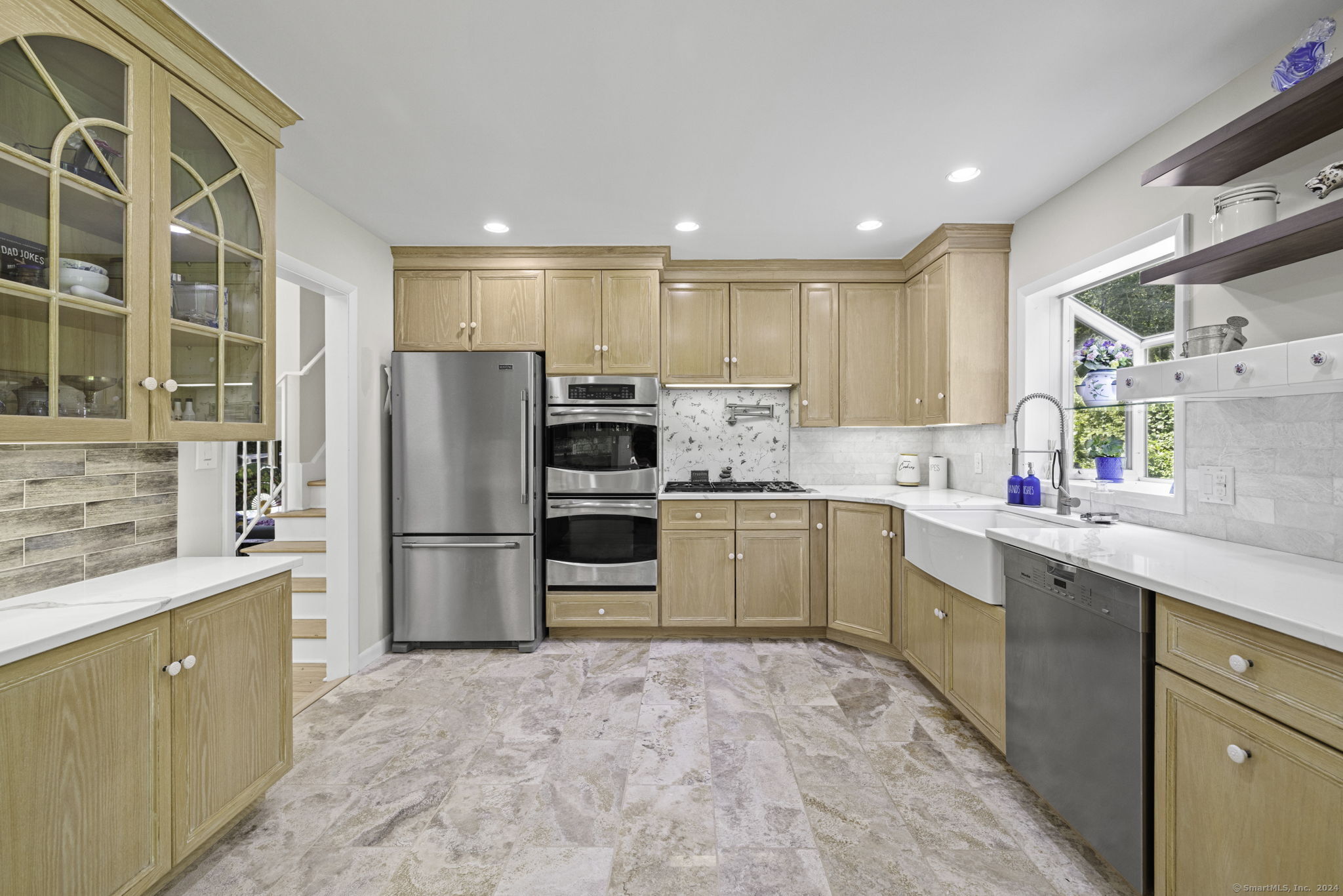 8 Saddle Ridge Road