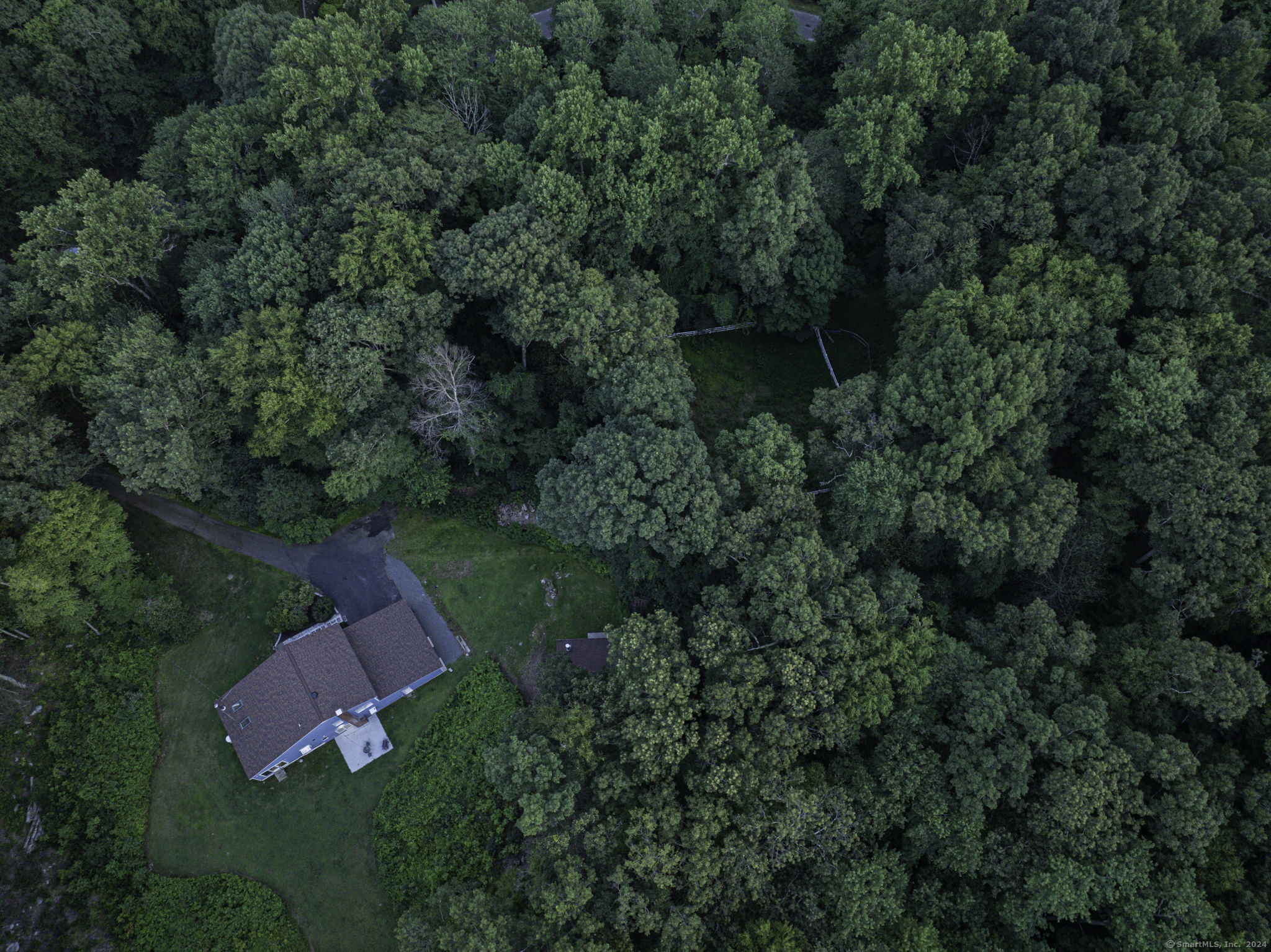 8 Saddle Ridge Road