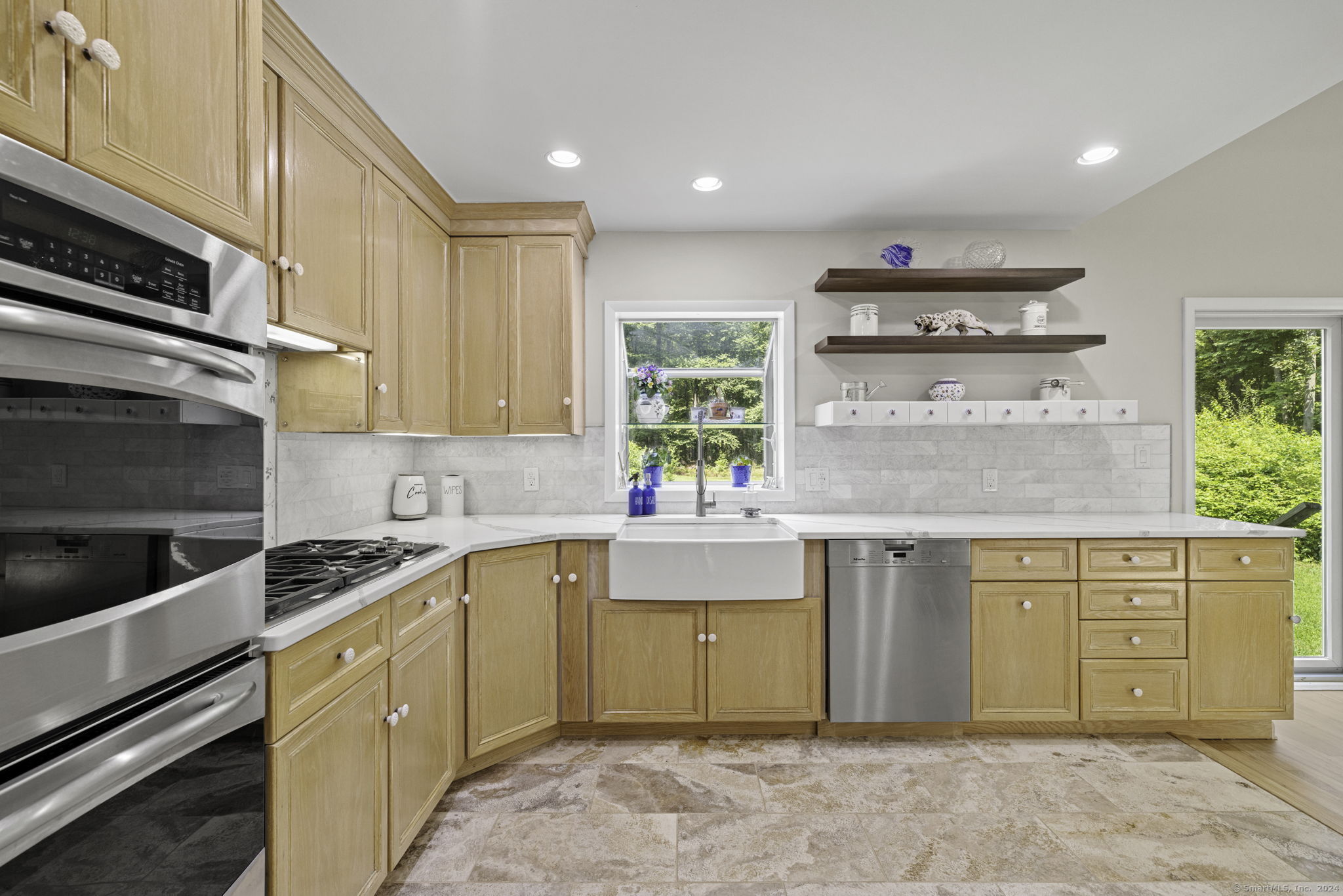 8 Saddle Ridge Road
