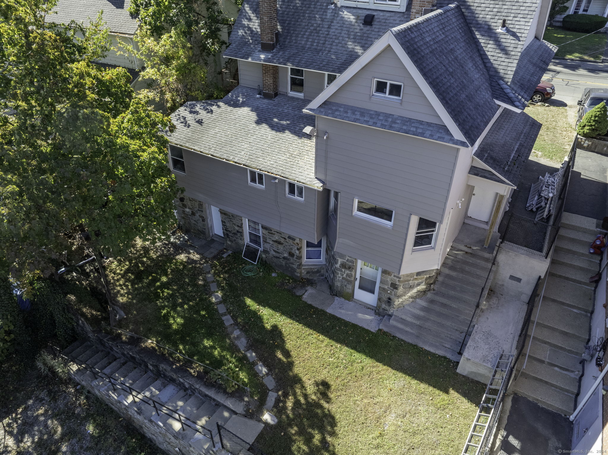 51 Fairfield Avenue
