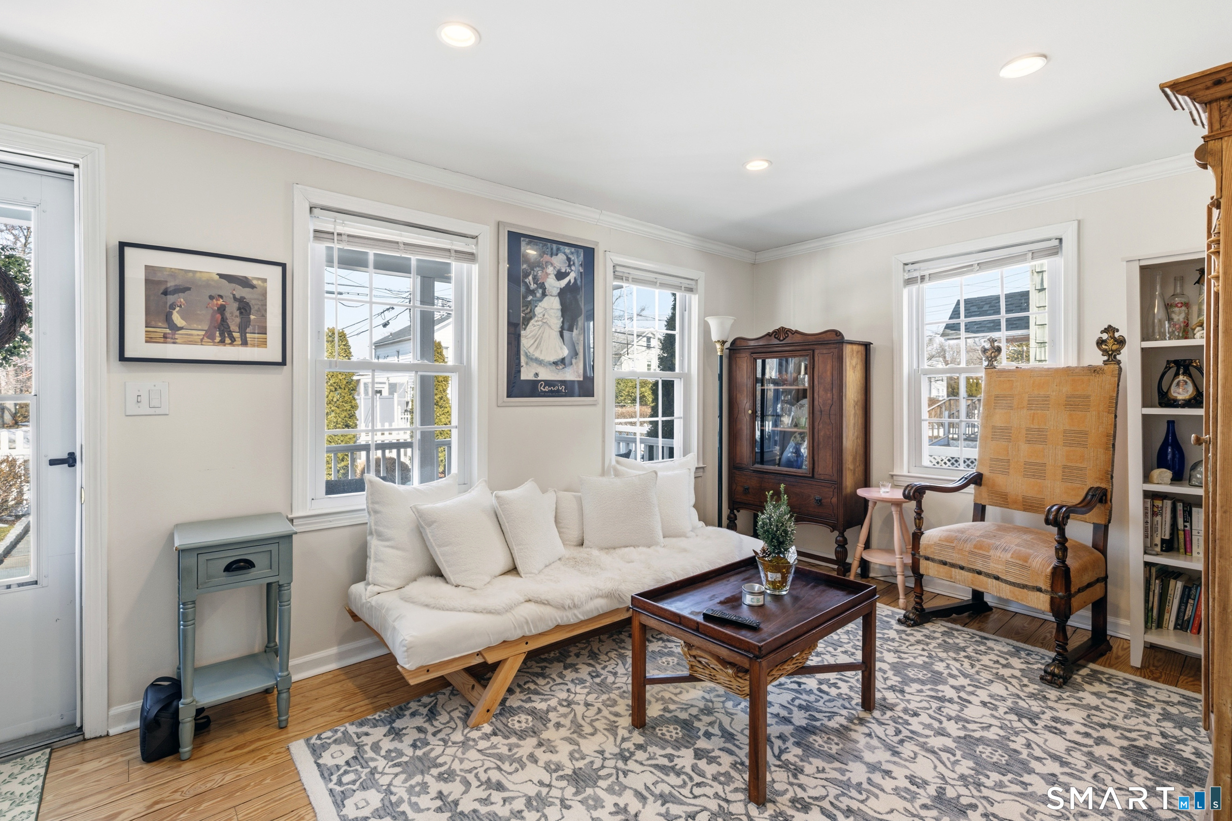 40 1st Street