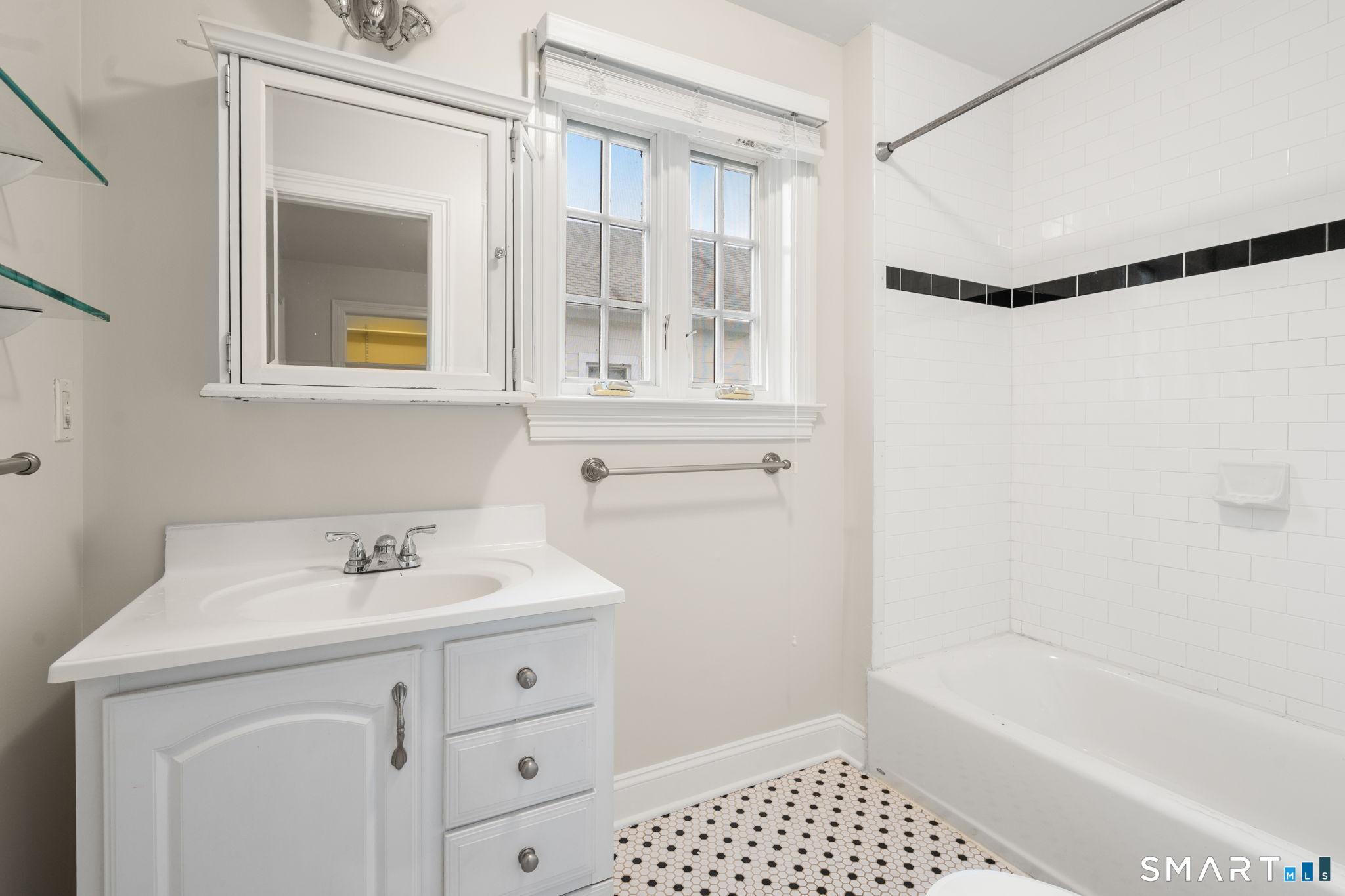 32 1st Street
