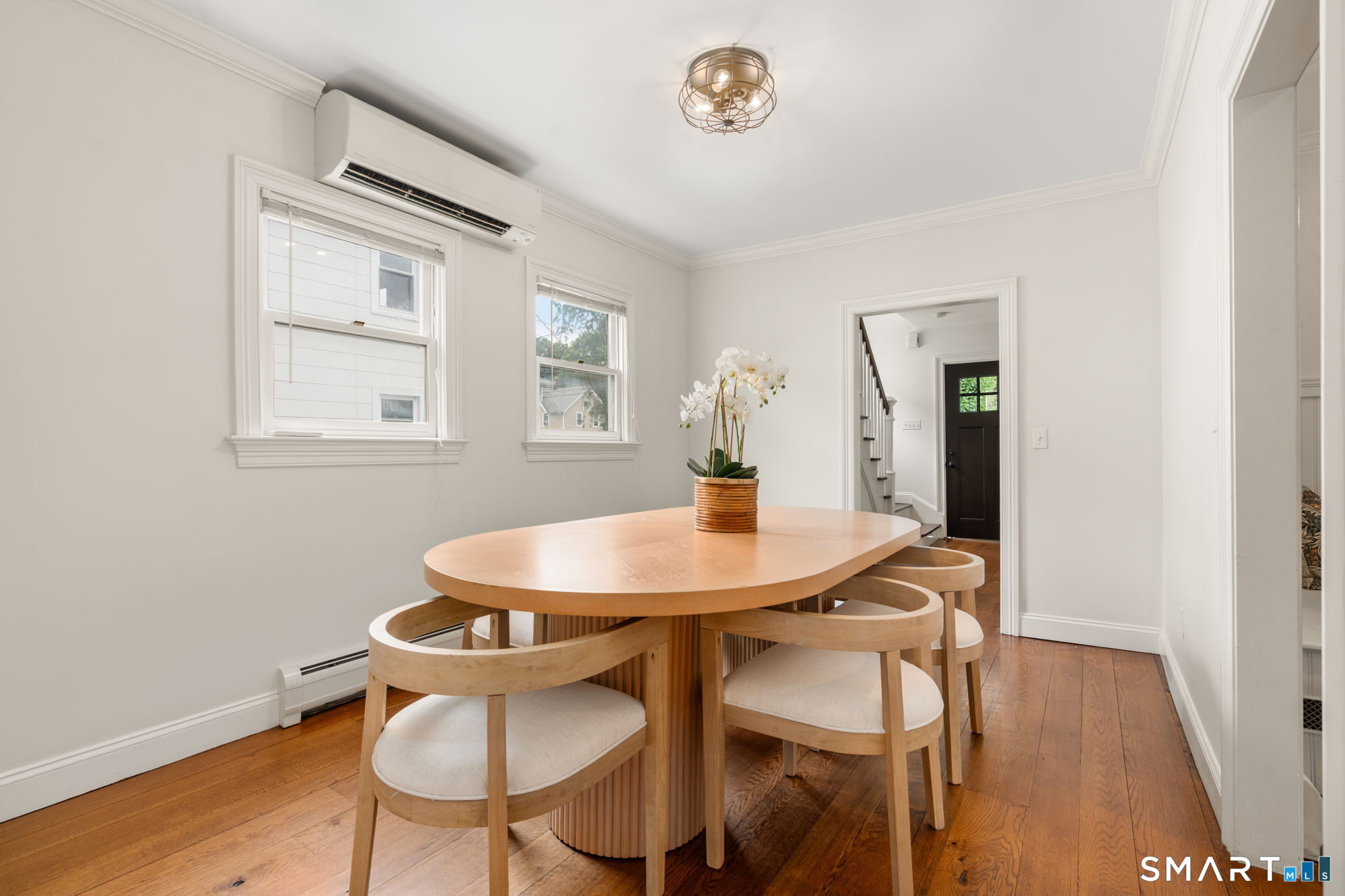 32 1st Street