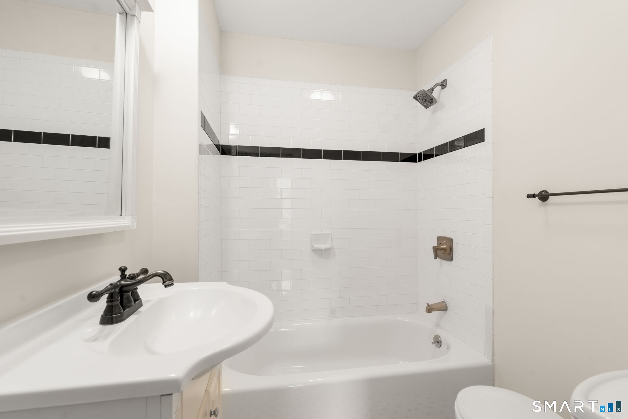 32 1st Street