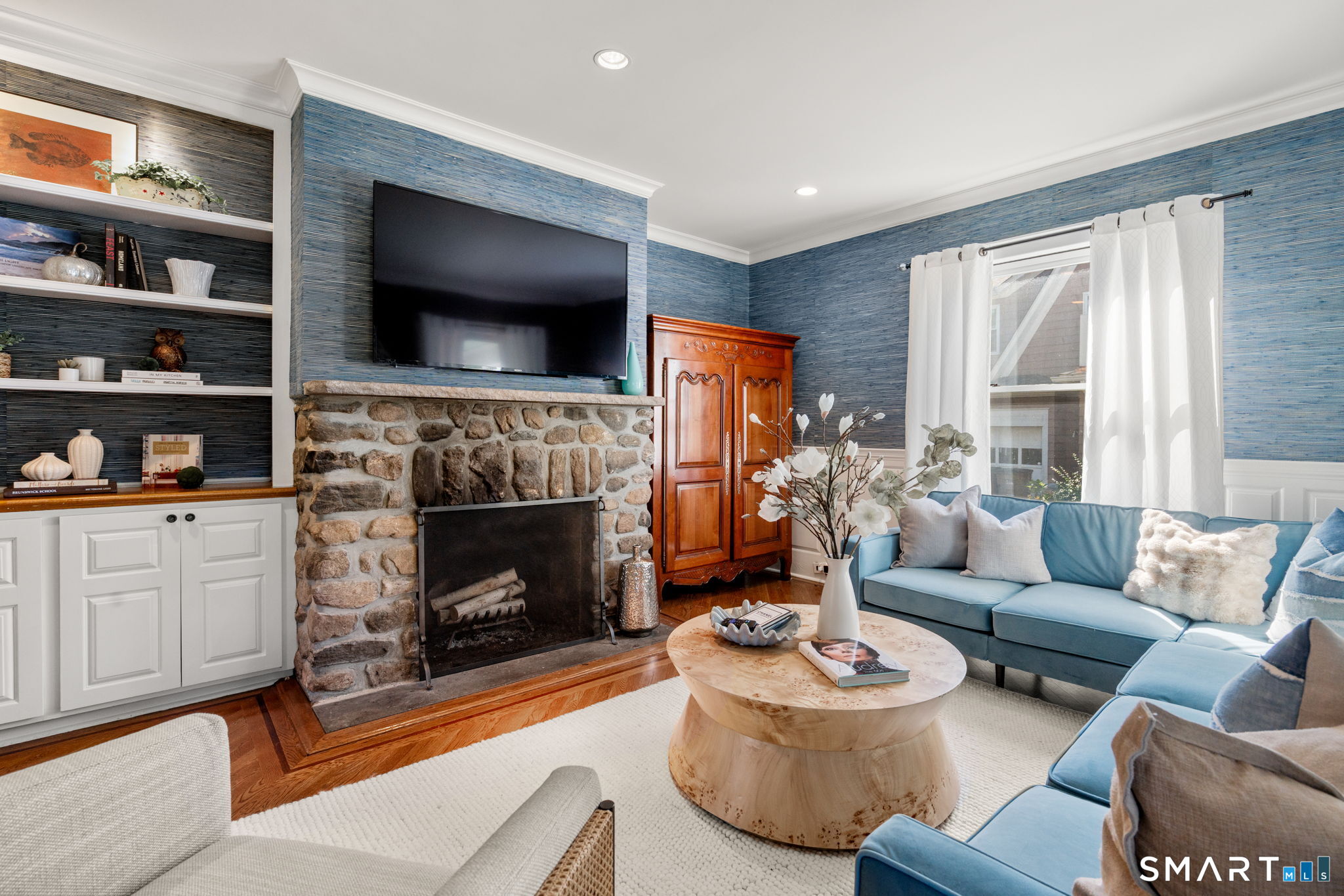 25 Tremont Avenue