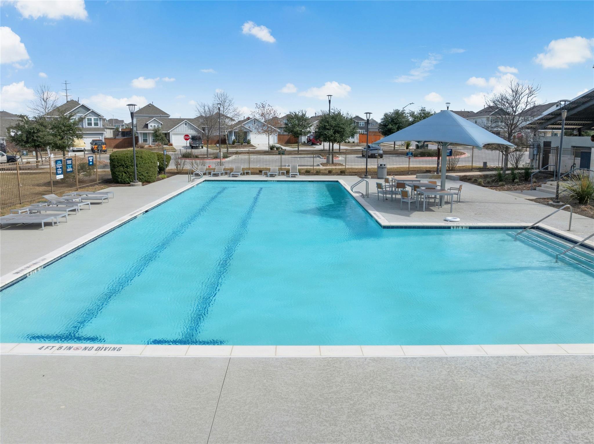 120 Lyndon DR