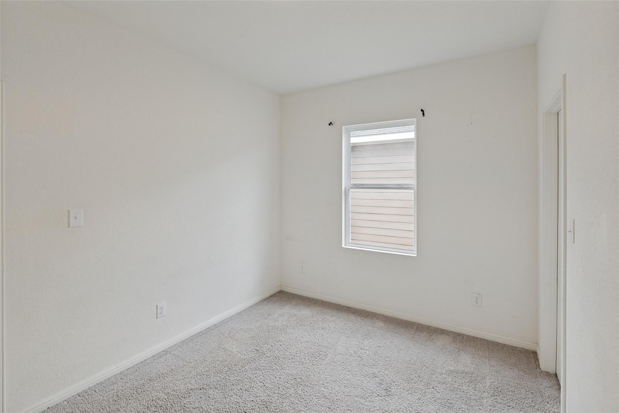 124 Bracken LN