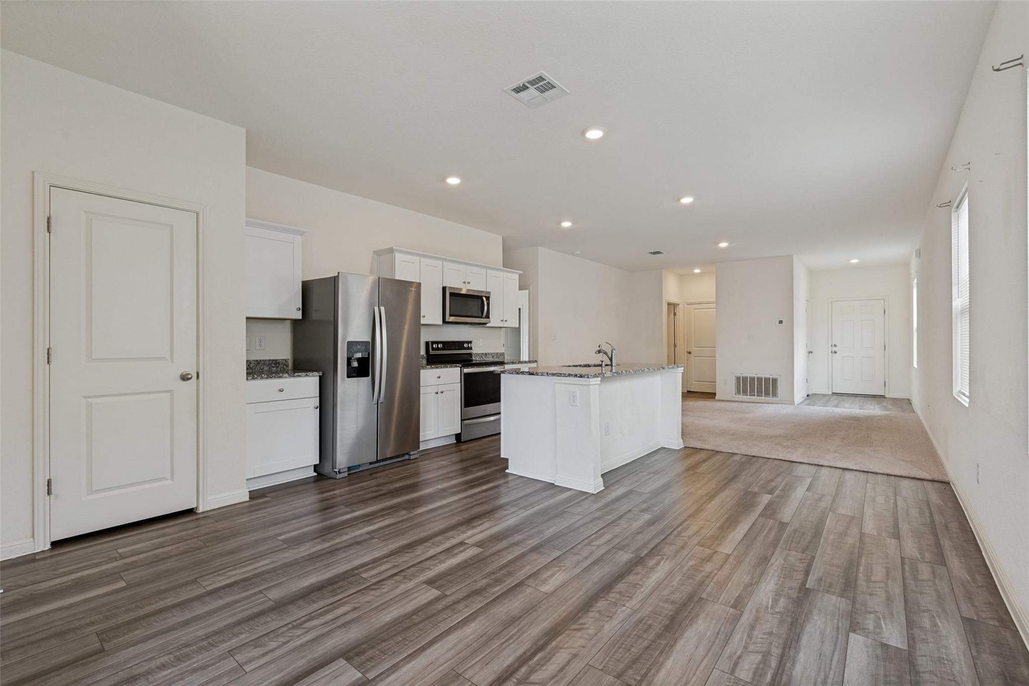 124 Bracken LN