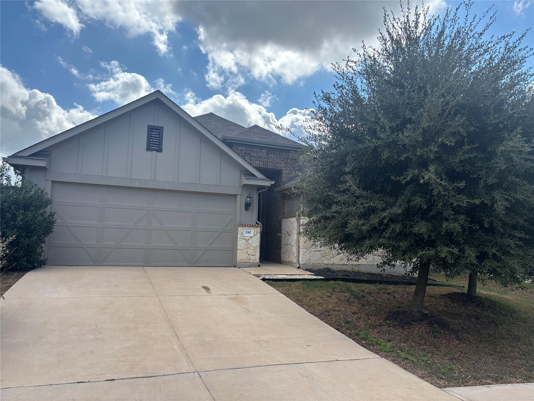 330 Algaroba LOOP