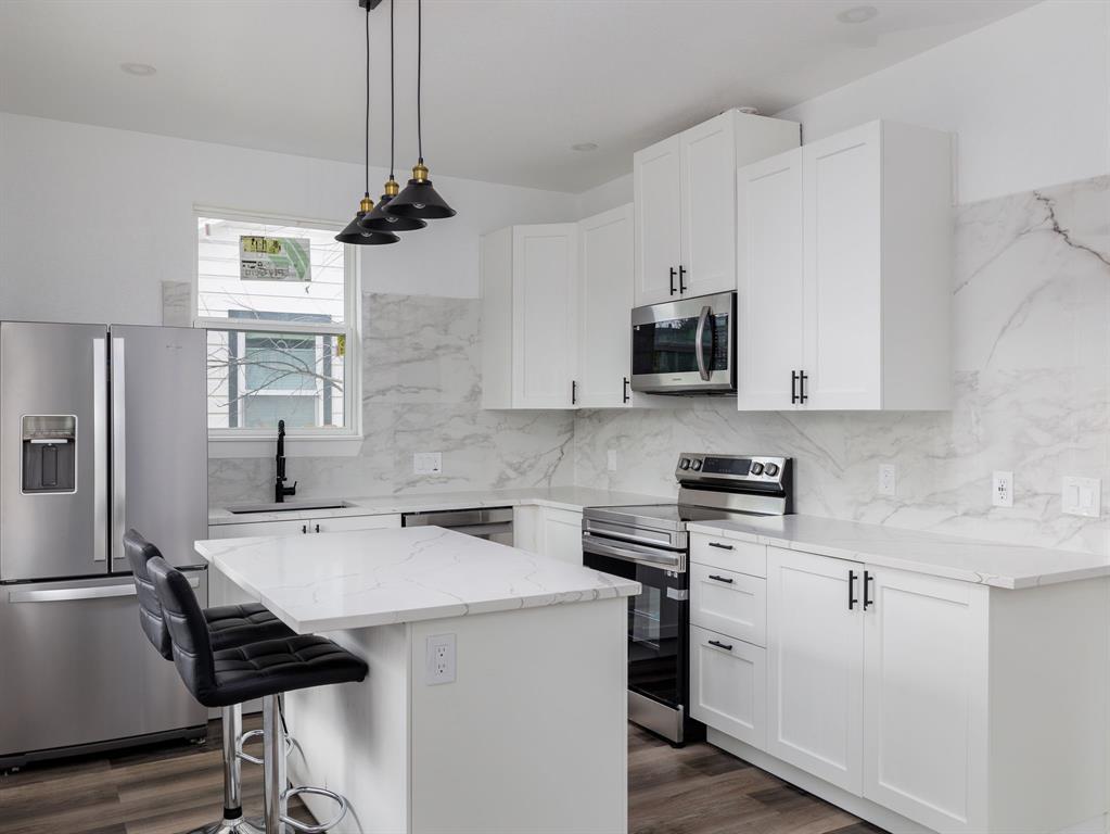 2308 Santa Maria ST